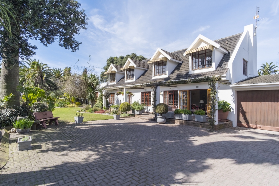 6 Bedroom Property for Sale in Schaap Kraal Western Cape